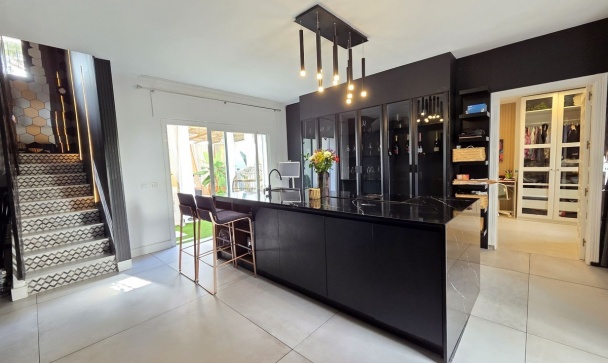 Town house - Resale - Marbella - Nueva Andalucía