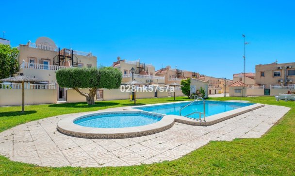 Town house - Resale - Orihuela - La Zenia