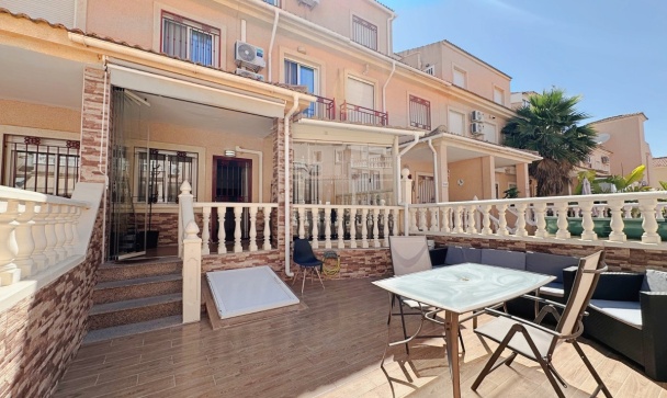 Town house - Resale - Orihuela - La Zenia