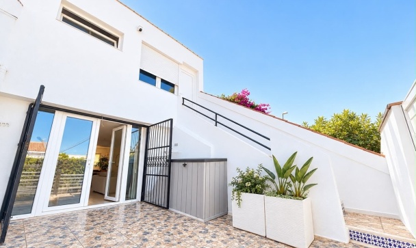 Town house - Resale - Orihuela - Los Balcones