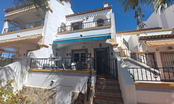Town house - Resale - Orihuela - Orihuela Costa