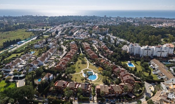 Town house - Rynek wtórny - Estepona - Atalaya