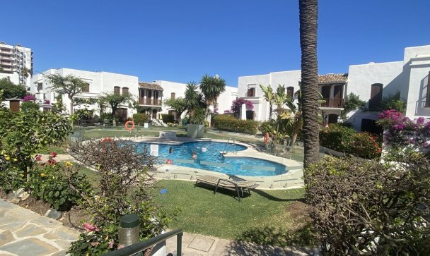 Town house - Rynek wtórny - Estepona - Estepona Centro