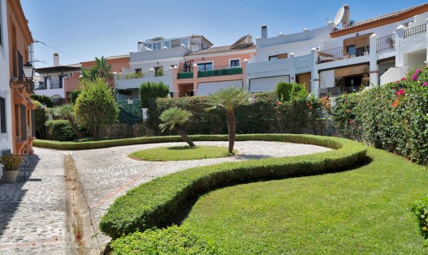 Town house - Rynek wtórny - Estepona - Estepona Centro