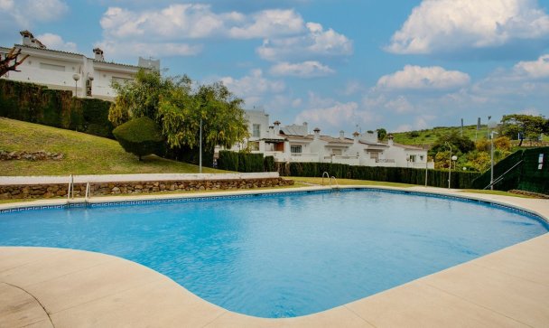 Town house - Rynek wtórny - Estepona - Estepona Centro