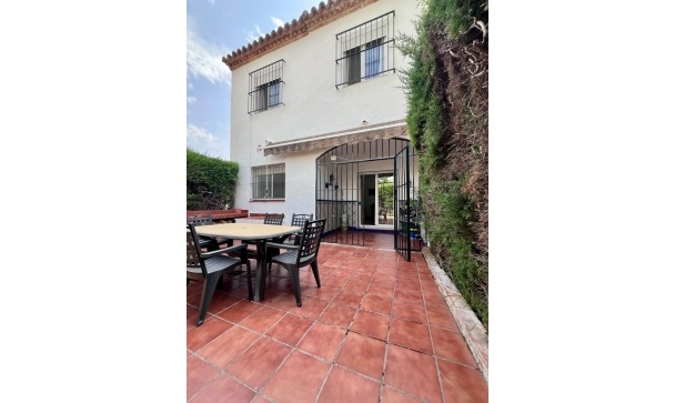 Town house - Rynek wtórny - Estepona - Estepona Centro