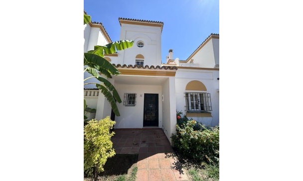 Town house - Rynek wtórny - Estepona - Estepona Centro