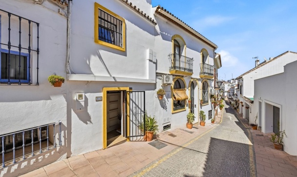 Town house - Rynek wtórny - Estepona - Estepona Centro