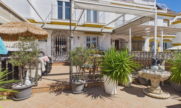 Town house - Rynek wtórny - Estepona - Estepona Centro