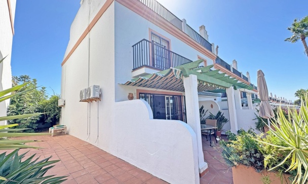 Town house - Rynek wtórny - Marbella - Cabopino