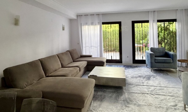 Town house - Rynek wtórny - Marbella - Guadalmina Baja