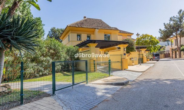 Town house - Rynek wtórny - Marbella - Río Real