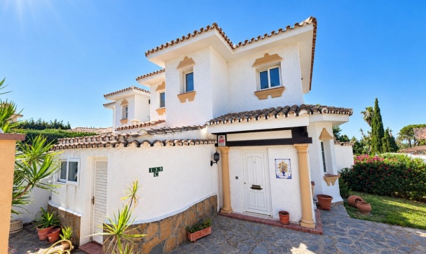 Town house - Wiederverkauf - El Paraiso - El Paraiso