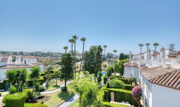 Town house - Wiederverkauf - Estepona - Bel Air