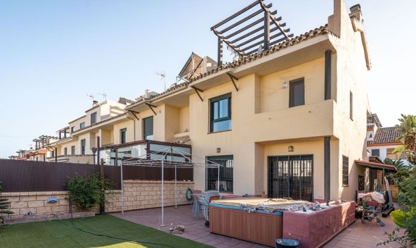 Town house - Wiederverkauf - Estepona - Cancelada