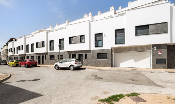 Town house - Wiederverkauf - Estepona - Cancelada