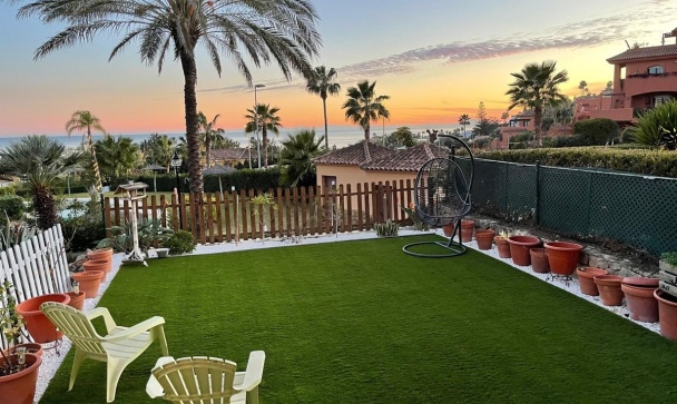 Town house - Wiederverkauf - Estepona - Estepona Centro