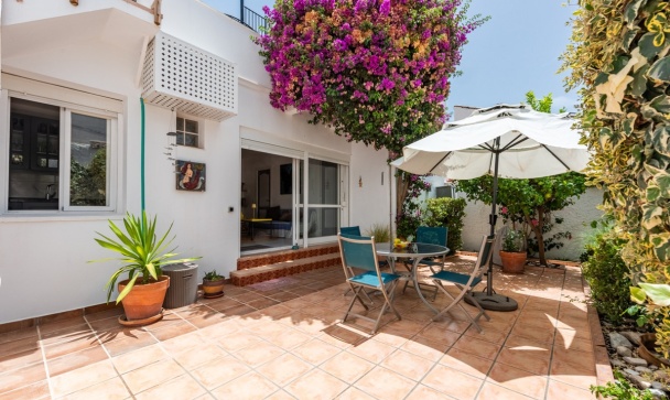 Town house - Wiederverkauf - Estepona - Estepona Centro