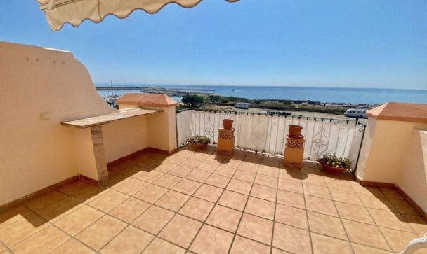 Town house - Wiederverkauf - Estepona - Estepona Centro