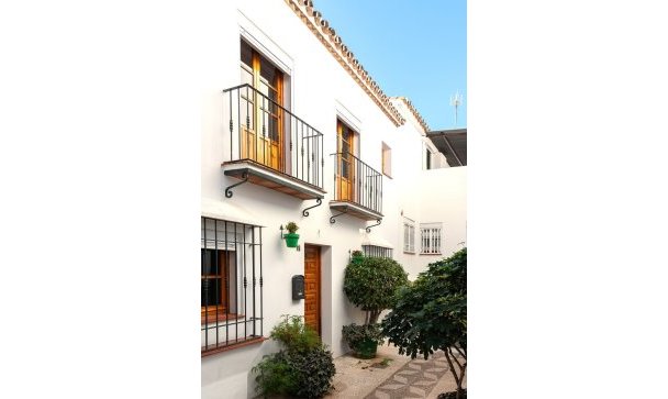 Town house - Wiederverkauf - Estepona - Estepona Centro