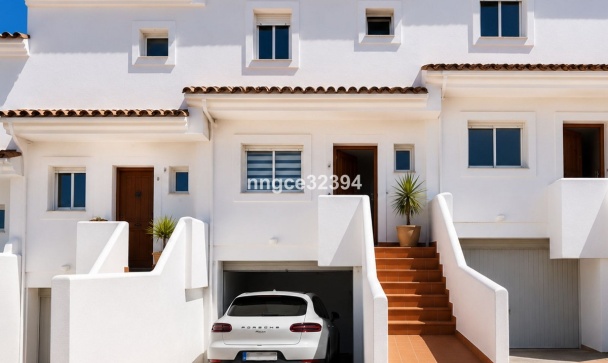 Town house - Wiederverkauf - Estepona - New Golden Mile
