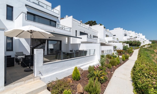 Town house - Wiederverkauf - Marbella - La Mairena