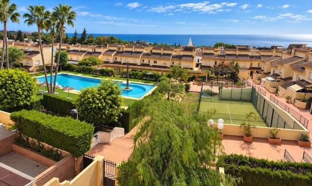 Town house - Wiederverkauf - Marbella - Nagüeles