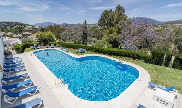Town house - Wiederverkauf - Marbella - Nueva Andalucía
