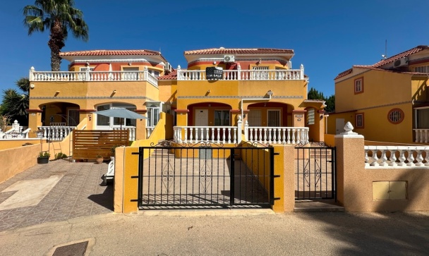 Town house - Wiederverkauf - Orihuela - La Regia