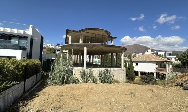 Villa - New Build - Estepona - Valle Romano