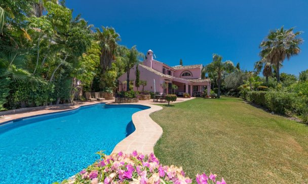 Villa - Resale - Benahavís - Benahavís Centro