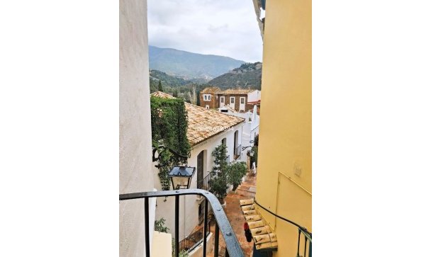 Villa - Resale - Benahavís - Benahavís Centro