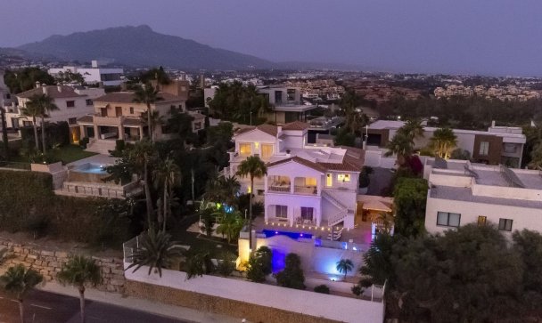 Villa - Resale - Benahavís - Benahavís Centro