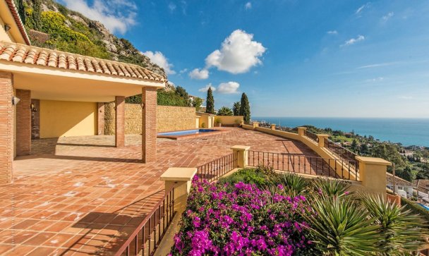 Villa - Resale - Benalmadena - Benalmadena Centro