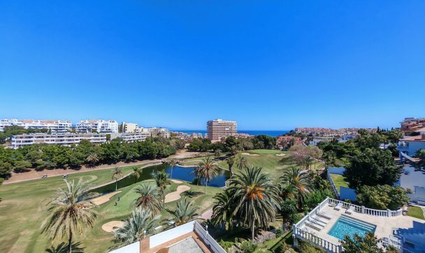 Villa - Resale - Benalmadena - Benalmadena Centro
