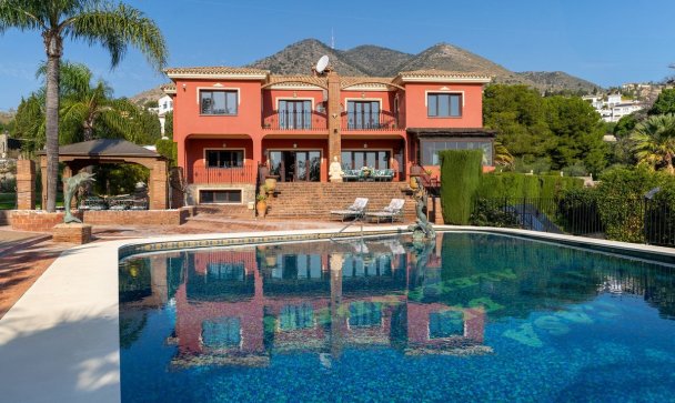 Villa - Resale - Benalmadena - Benalmadena Costa