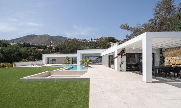 Villa - Resale - Benalmadena - Benalmadena Costa