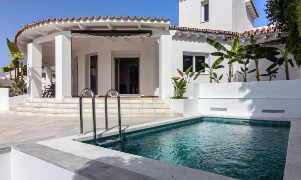 Villa - Resale - Benalmadena - Benalmadena Costa