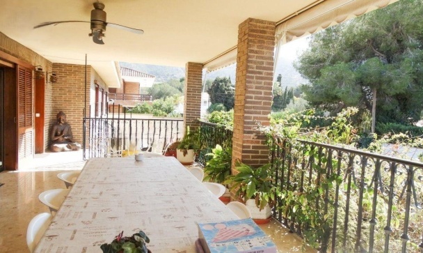 Villa - Resale - Benidorm - Benidorm Centro