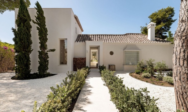 Villa - Resale - El Paraiso - El Paraiso