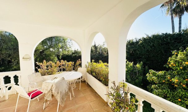 Villa - Resale - Estepona - Atalaya