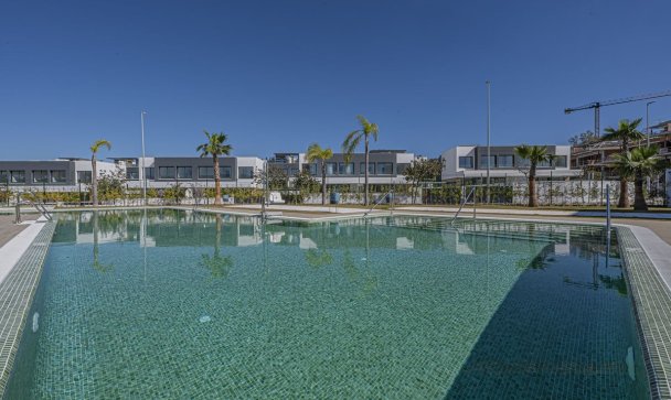 Villa - Resale - Estepona - Atalaya