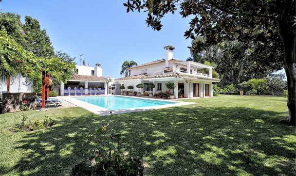 Villa - Resale - Estepona - Costalita