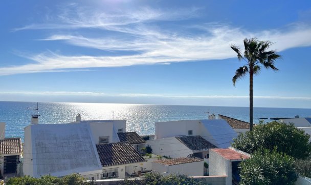 Villa - Resale - Estepona - Estepona Centro