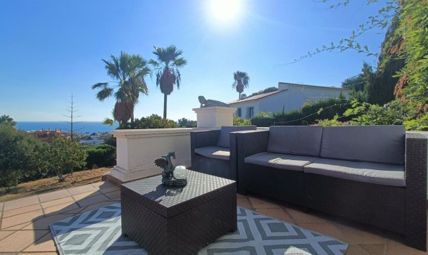 Villa - Resale - Estepona - Estepona Centro