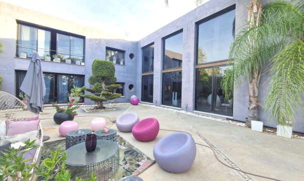 Villa - Resale - Estepona - Estepona Centro