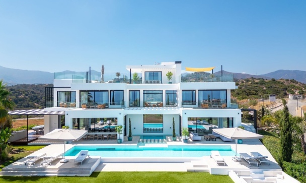 Villa - Resale - Estepona - Estepona Centro