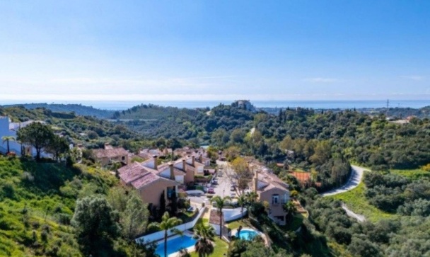 Villa - Resale - Estepona - Estepona Centro