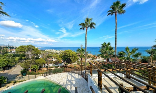 Villa - Resale - Estepona - Estepona Centro