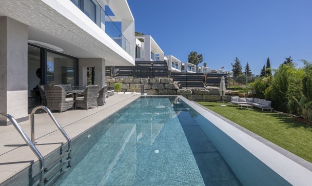 Villa - Resale - Estepona - Valle Romano